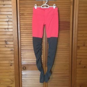 Alo yoga leggings